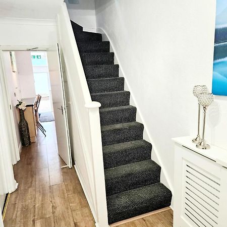 Cosy Room Stay 5 ซัตทอน ภายนอก รูปภาพ