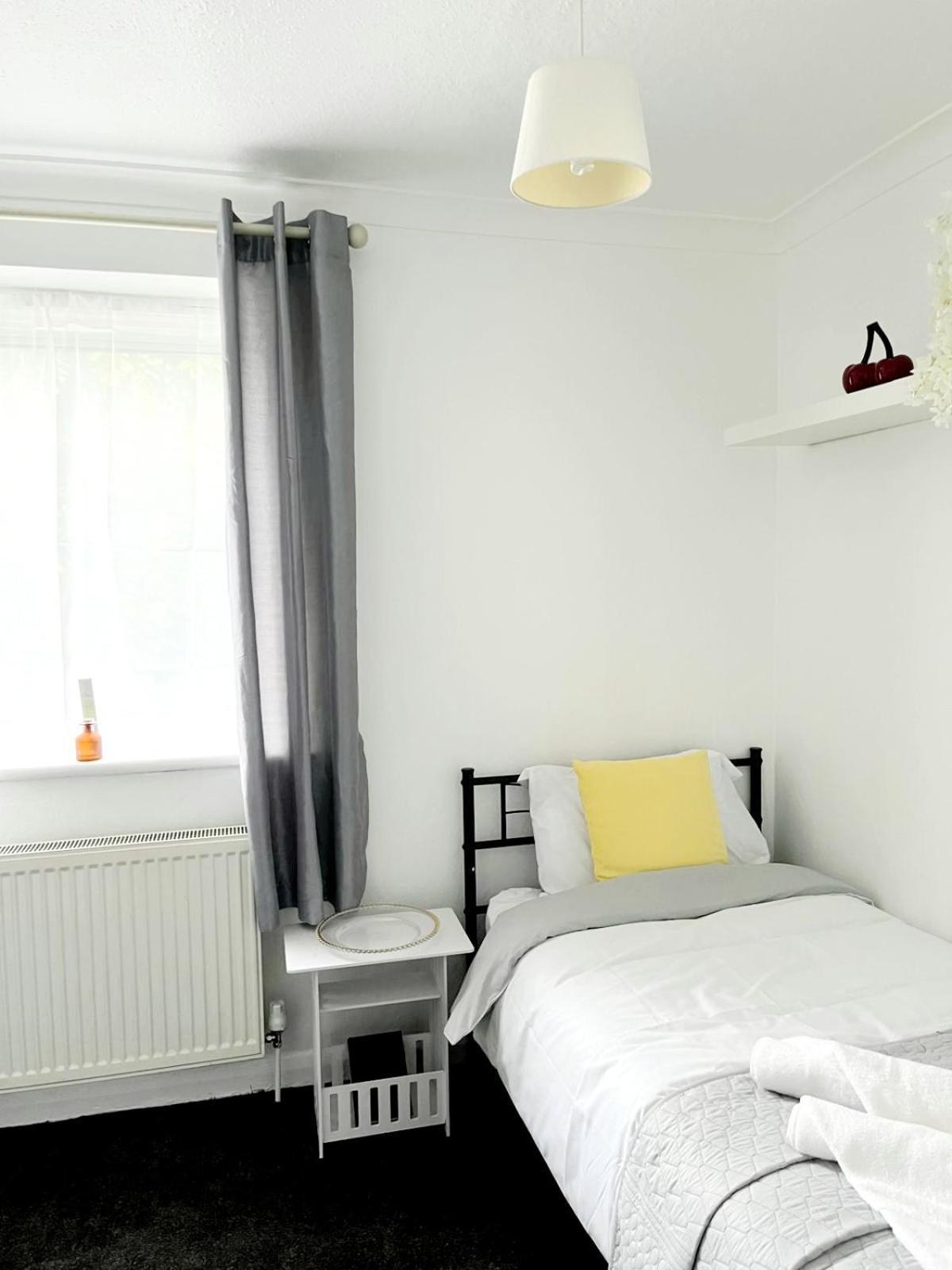 Cosy Room Stay 5 ซัตทอน ภายนอก รูปภาพ